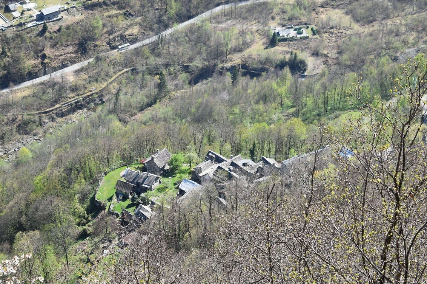 Journey of Bordo, Italy: Meditation in the mountains – Journey with ...